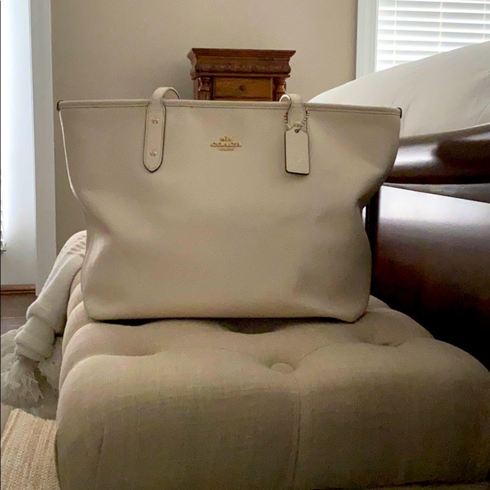 COPY - Coach Tote
